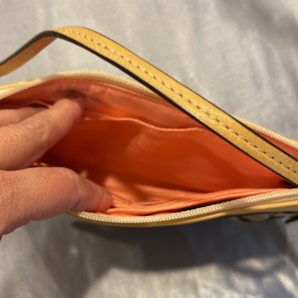 Coach Signature Wristlet - Picture 10 of 12